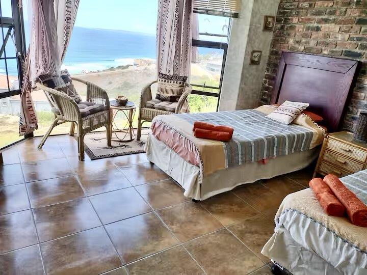 To Let 2 Bedroom Property for Rent in Mossel Bay Central Western Cape